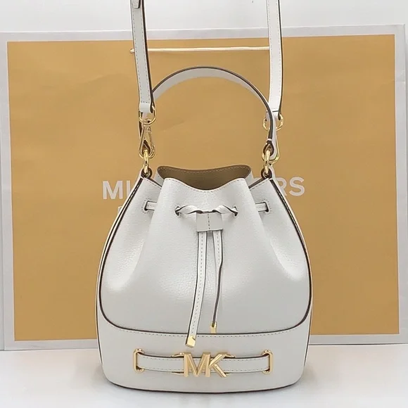 MICHAEL KORS  Reed Medium Pebbled Leather Bucket Bag Optic White NWT - Picture 4 of 16